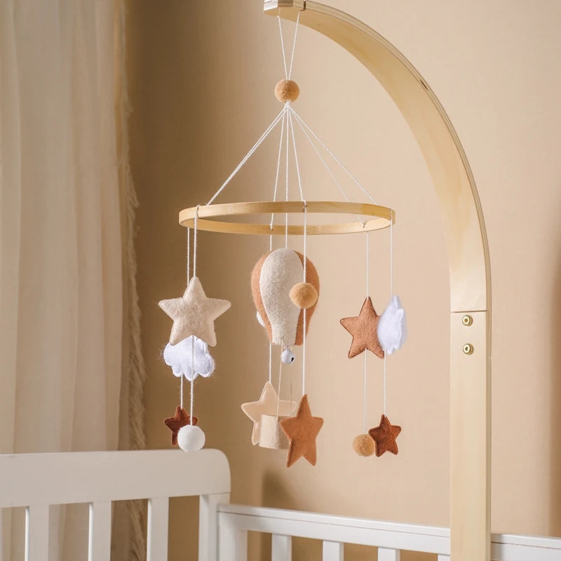 Wooden Rattles Toys Baby Crib Mobile Bed Bell Soft Felt Hot Balloon Newborn Music Bed Bell Hanging Toys Crib Bracket Baby Gifts