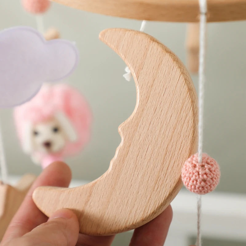 Wooden Rattles Toys Baby Crib Mobile Bed Bell Soft Felt Hot Balloon Newborn Music Bed Bell Hanging Toys Crib Bracket Baby Gifts