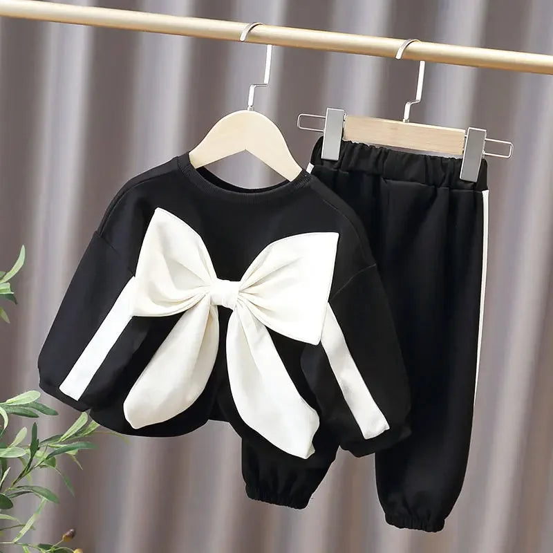 Children's Clothing Sets Bowknot Baby Girl Clothes Kids Boutique Clothes Pocket Hoodie + Pants Outfit Set for 1 To 6 Years