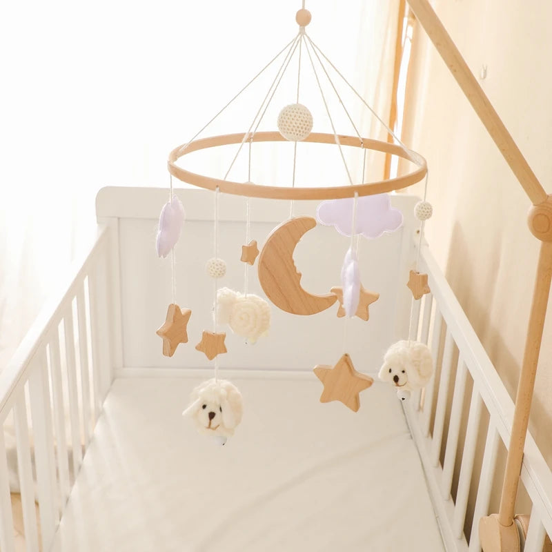 Wooden Rattles Toys Baby Crib Mobile Bed Bell Soft Felt Hot Balloon Newborn Music Bed Bell Hanging Toys Crib Bracket Baby Gifts