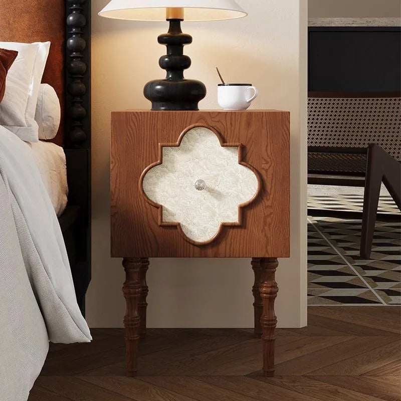 High-end Luxury Antique Bedside Table Ash Wood Artistic Four-leaf Clover Sofa Side Cabinet Bedroom Bedside Cabinet