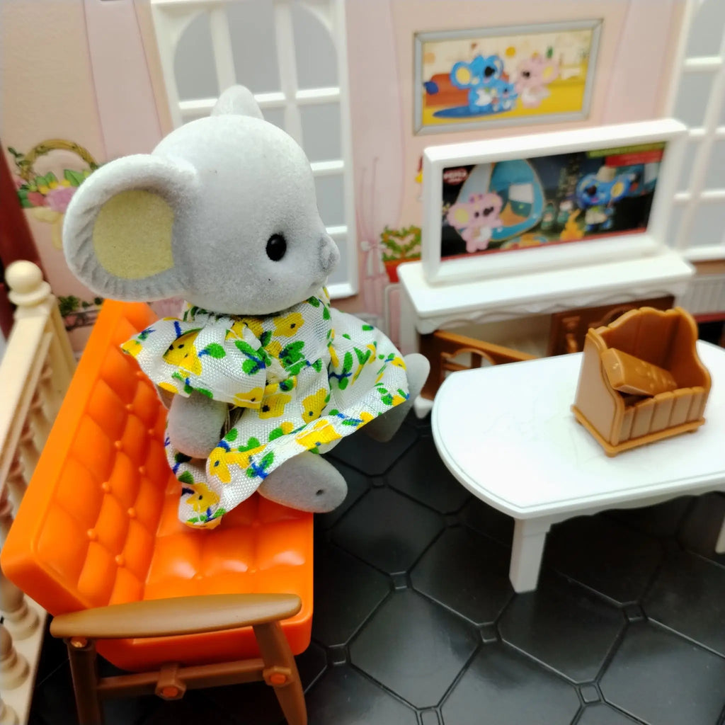 Miniature Items Dollhouse Furniture Accessories Living Room Bedroom Supermarket Shopping Games Family Interaction Doll Kids Toys