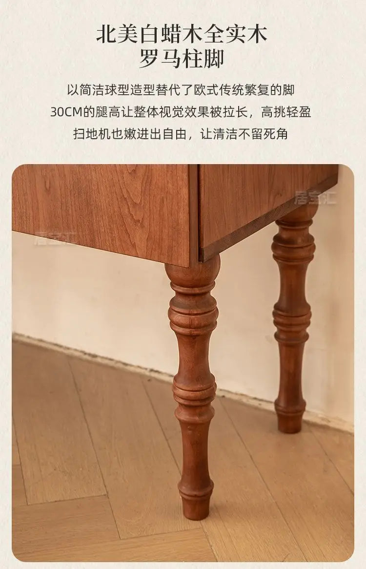 High-end Luxury Antique Bedside Table Ash Wood Artistic Four-leaf Clover Sofa Side Cabinet Bedroom Bedside Cabinet