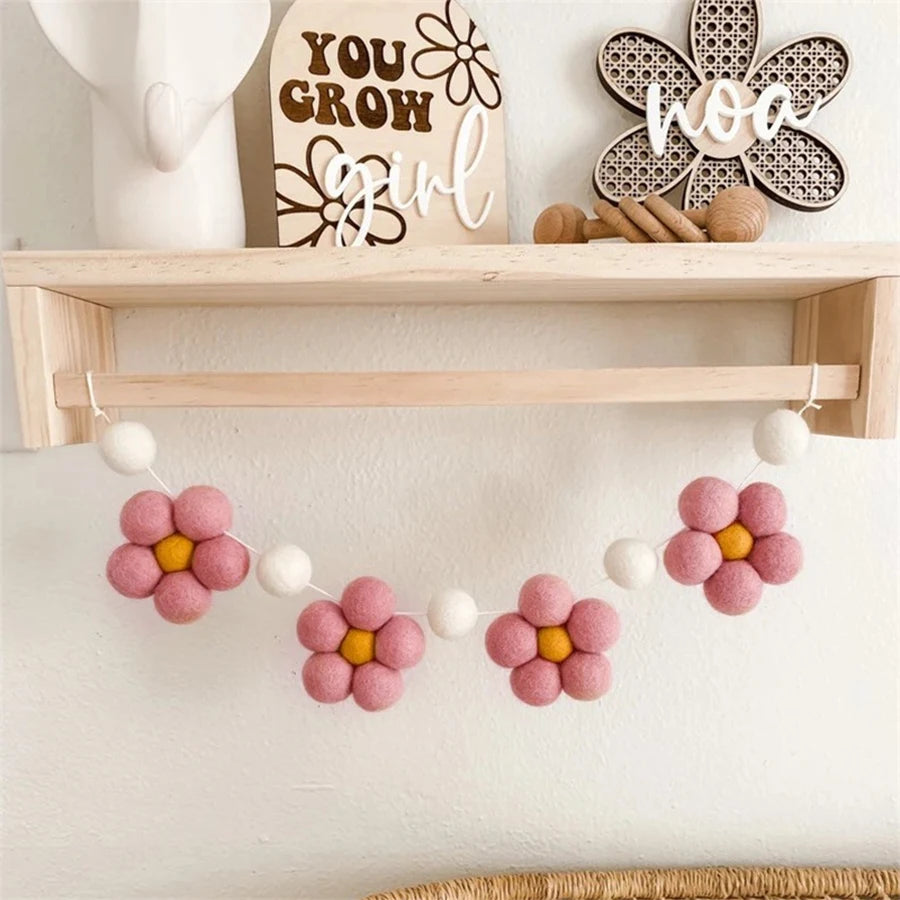 Handmade Felt Daisy Wreath Bohemian Baby Room Nursery Decoration Girl's Daisy Garland Decoration