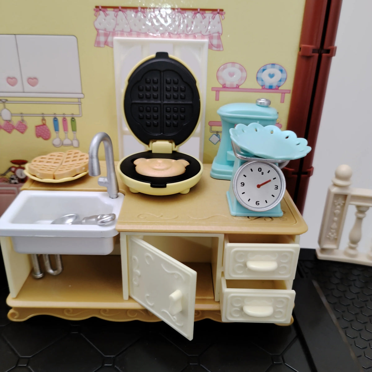 Miniature Items Dollhouse Furniture Accessories Living Room Bedroom Supermarket Shopping Games Family Interaction Doll Kids Toys